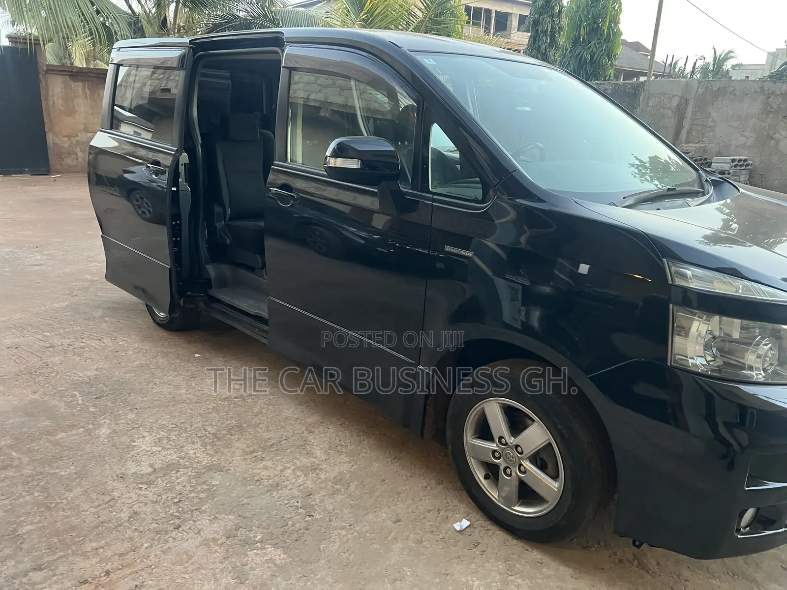Toyota Voxy ZS Kirameki II 2WD 8-Seater 2009 Black