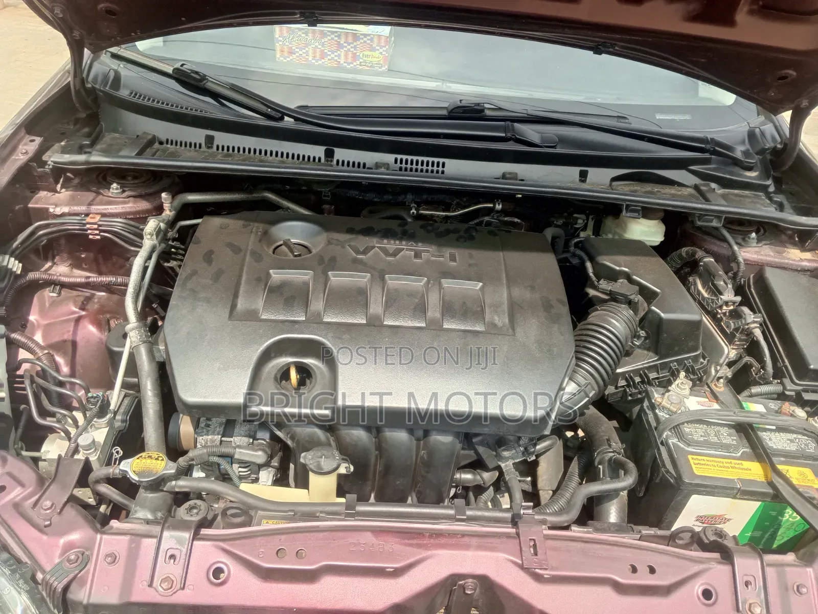 Toyota Corolla SE (1.8L 4cyl 2A) 2018 Maroon
