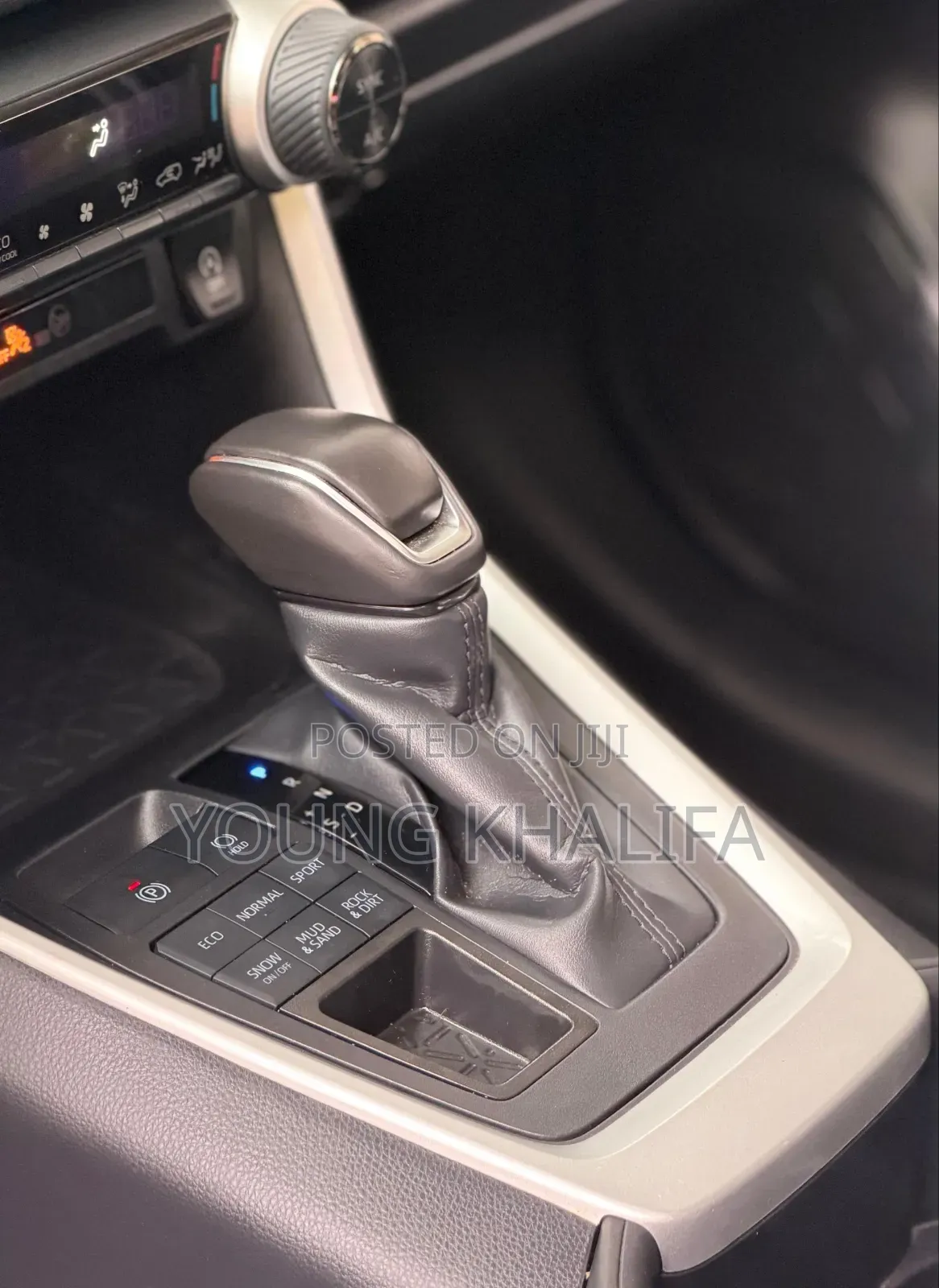 Toyota RAV4 2025 Gray
