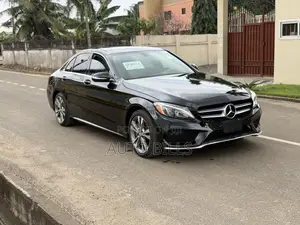 Mercedes-Benz C300 Sport 4dr AWD 4Matic Sedan (2.0L 4cyl 7A) 2015 Black