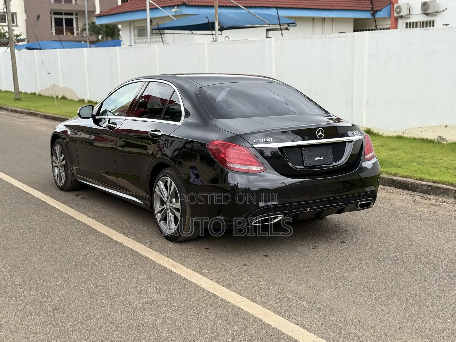 Mercedes-Benz C300 Sport 4dr AWD 4Matic Sedan (2.0L 4cyl 7A) 2015 Black