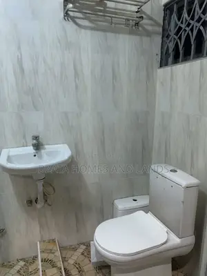 3bdrm Apartment in Coastal Down, Spintex for rent
