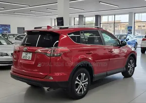 Rent a Car - Toyota Rav 4 AWD