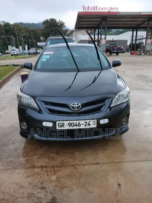 Toyota Corolla S 5-Speed 2013 Black