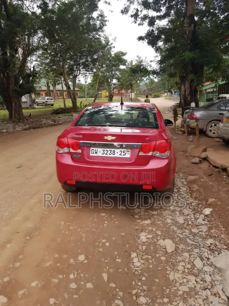 Chevrolet Cruze 1LT 2011 Red