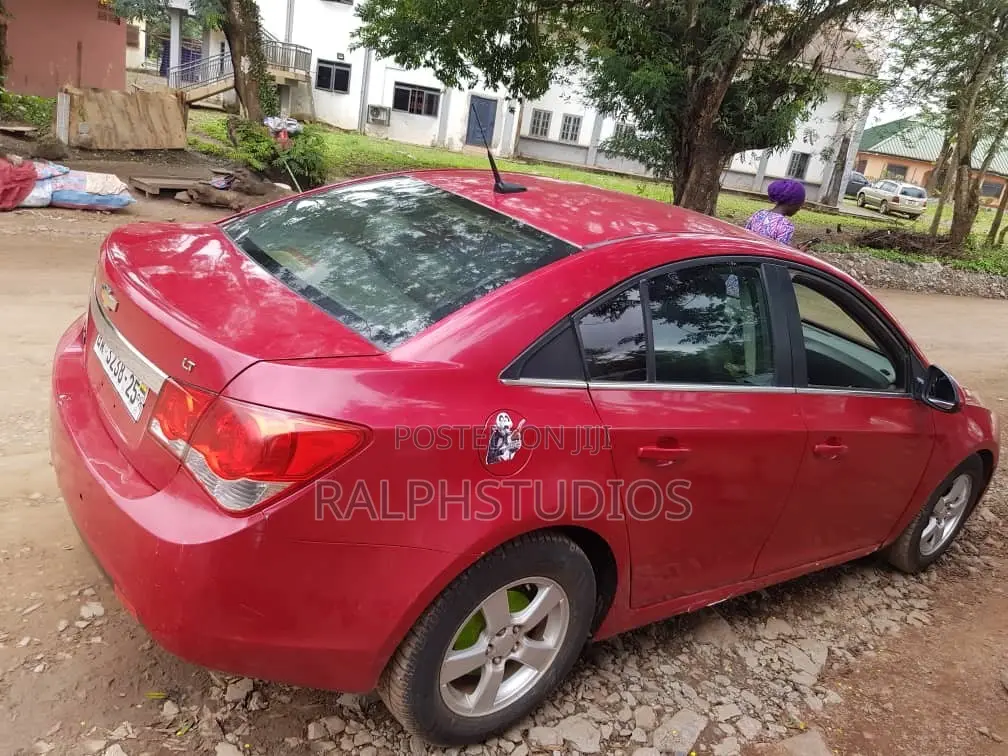 Chevrolet Cruze 1LT 2011 Red