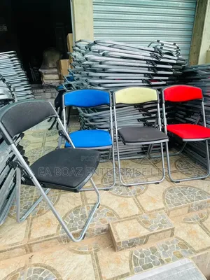 Foldable Event Chairs