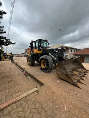Shantui L55-B5 Used 2025 for Sale