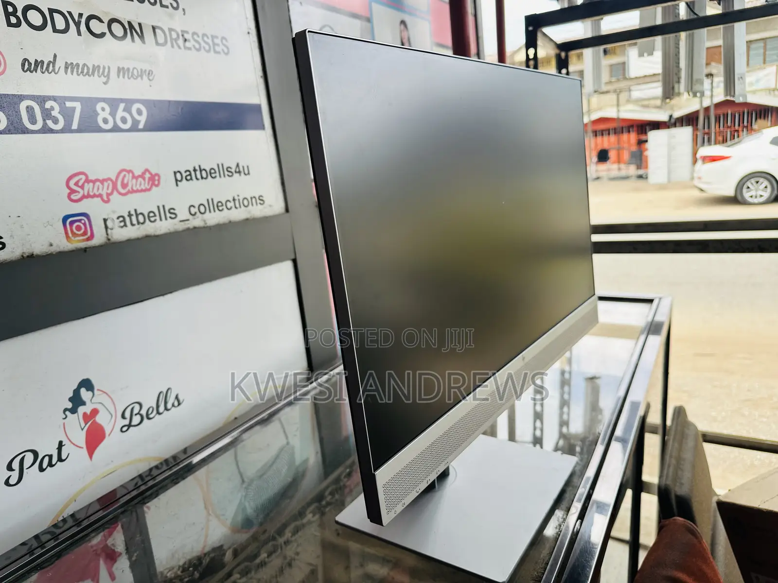 HP Edgeless Monitor