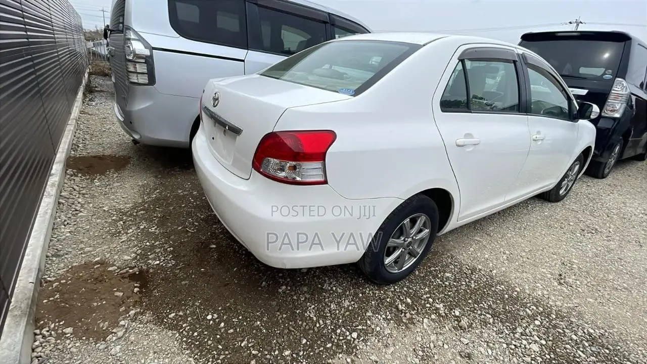 Toyota Belta 2010 White