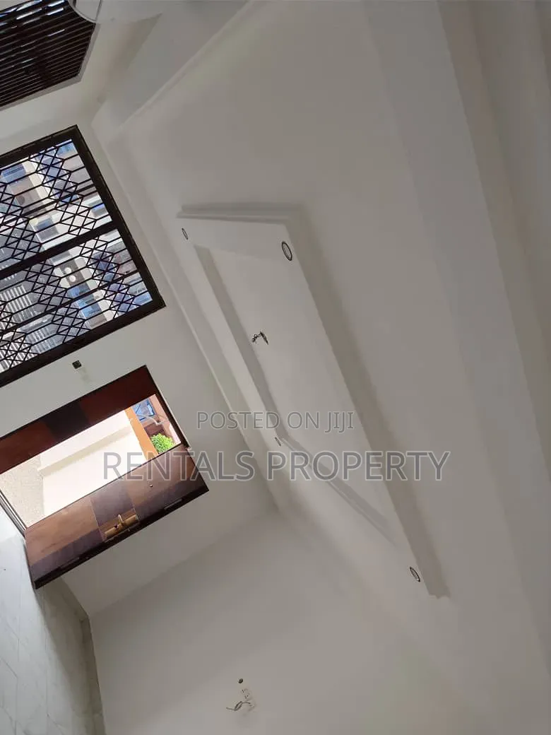 3bdrm Duplex in Oyarifa Mall Area for rent