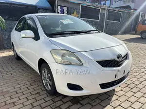 Toyota Belta 2010 White