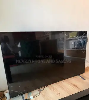 Samsung QLED TV 75 Inches Neatly Used .