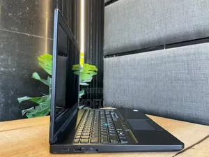 Laptop Dell Latitude 5490 12GB Intel Core i5 SSD 256GB