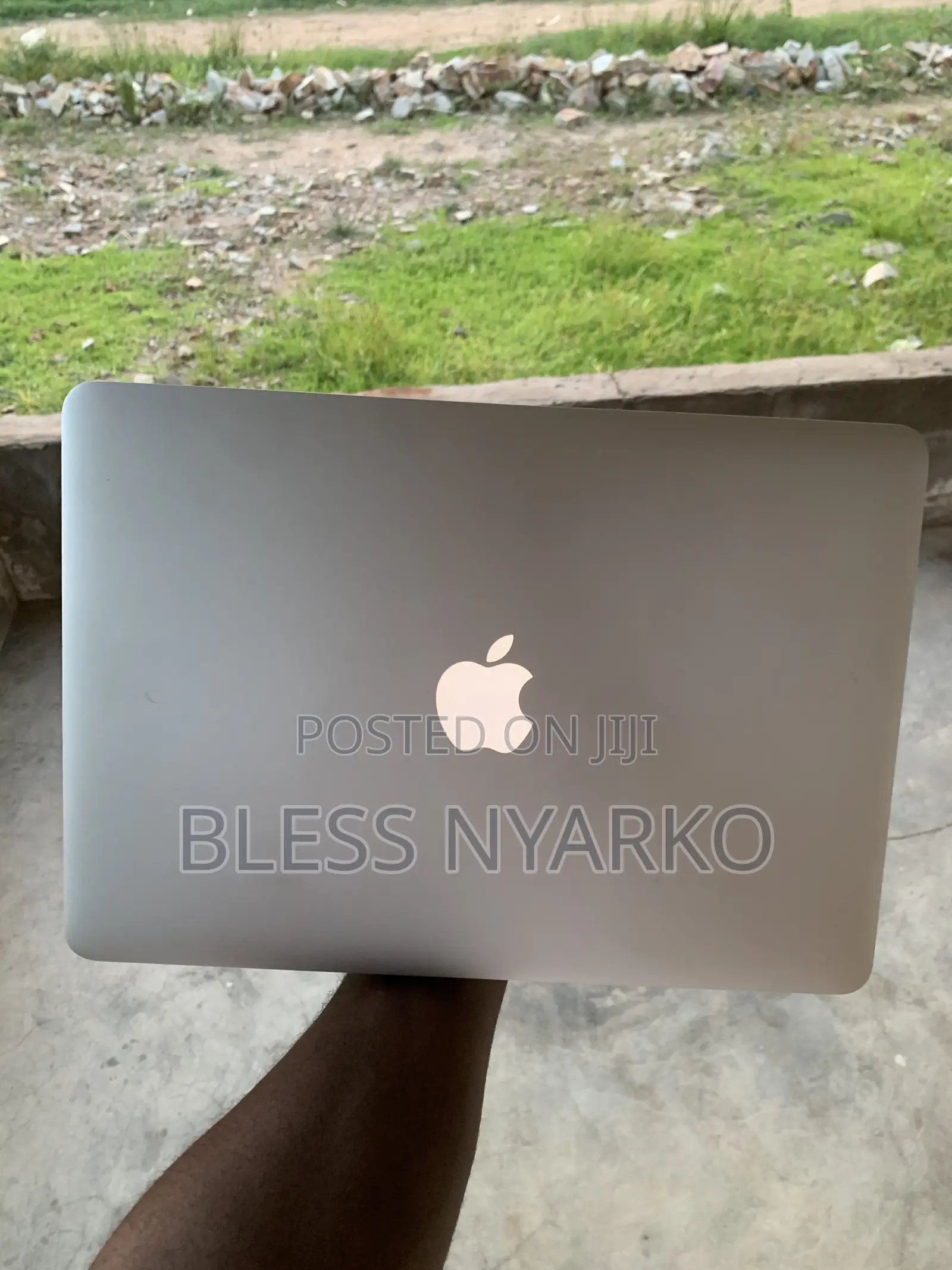 New Laptop Apple MacBook Air 8GB Intel Core i5 SSD 256GB