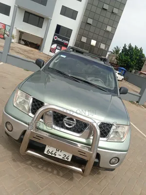 Nissan Frontier Crew Cab SE 4x4 2010 Green