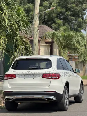 Mercedes-Benz GLC-Class 2016 White