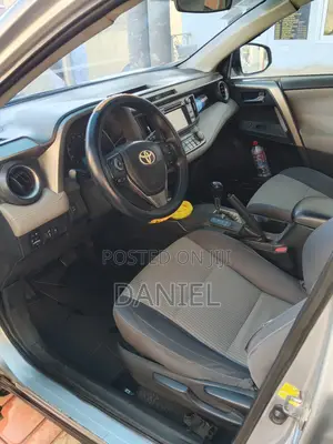 Toyota RAV4 LE 4dr SUV (2.5L 4cyl 6A) 2014 Silver