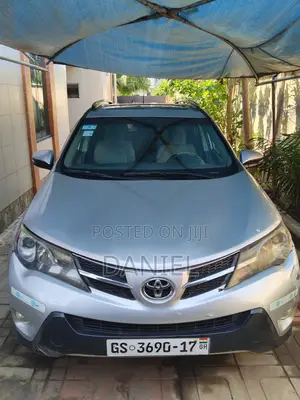 Toyota RAV4 LE 4dr SUV (2.5L 4cyl 6A) 2014 Silver