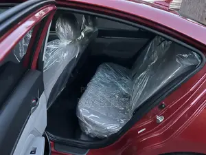 Hyundai Elantra 2017 Red