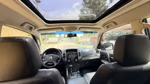 Mitsubishi Pajero 2017 Gray