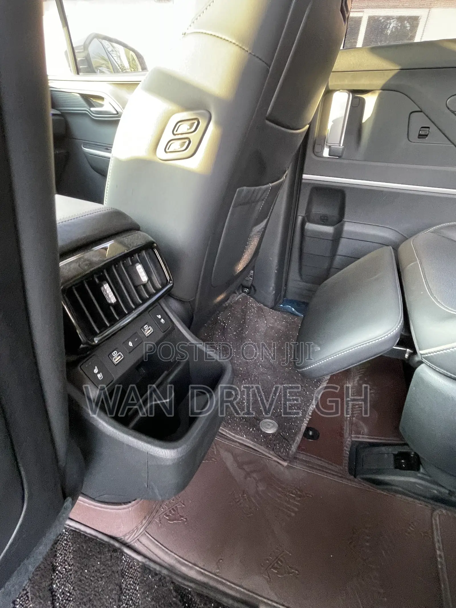 Hyundai Custin 2.0 Petrol FWD 2022 Gray