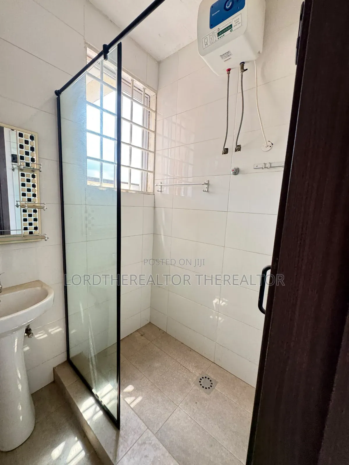 4bdrm Duplex in Pokuase for rent