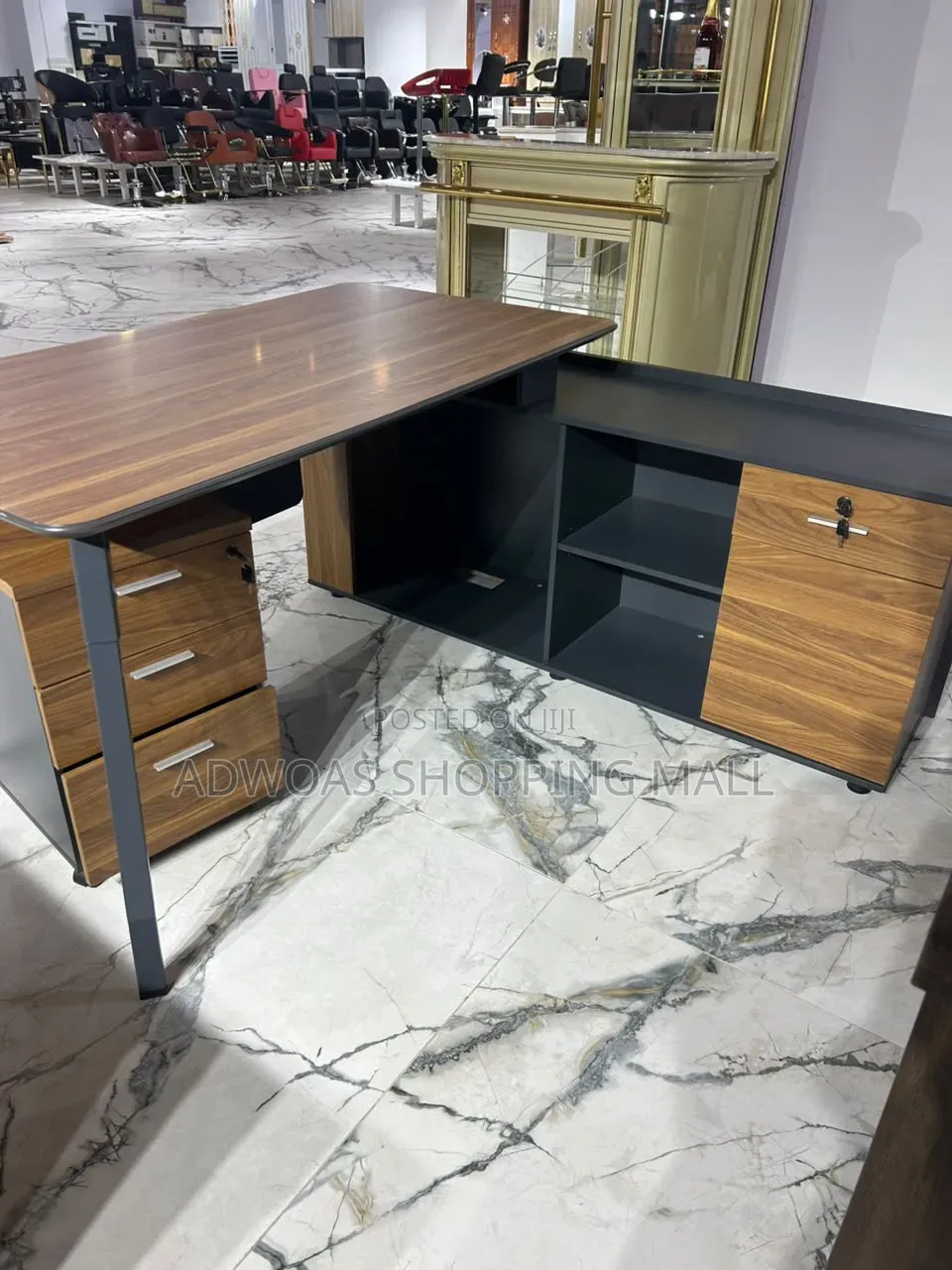 Evecutive L Shape Office Table