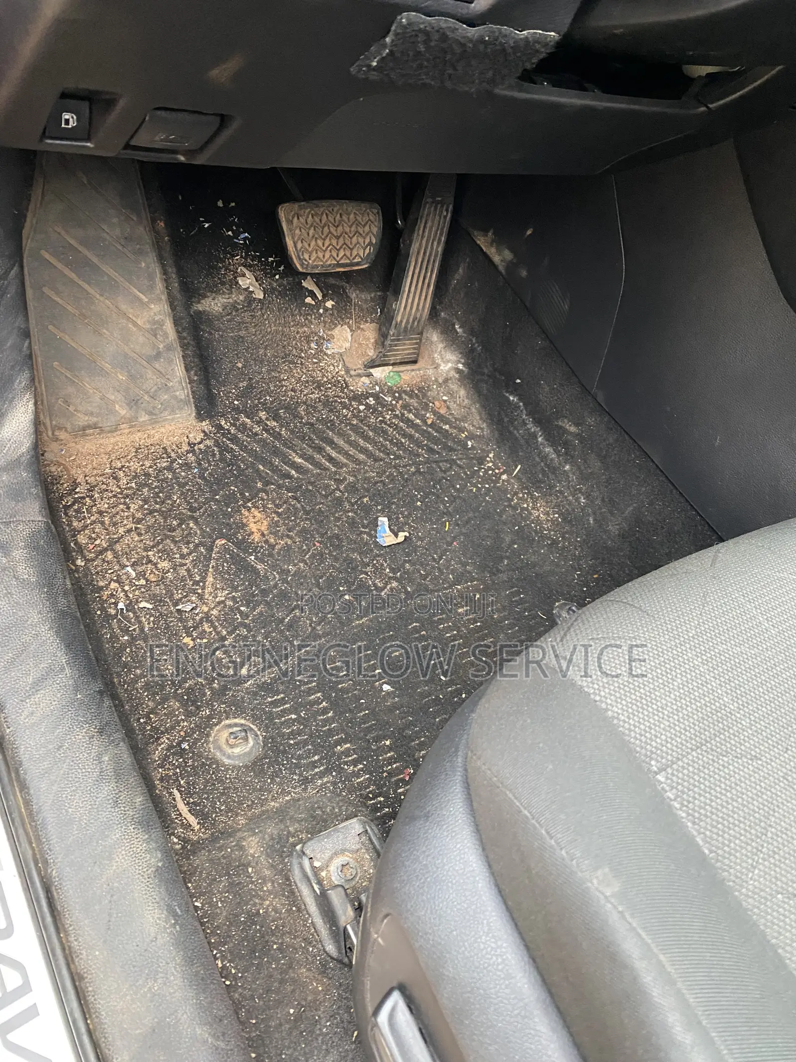 Professional Car Interior Cleaning and Engine Wash