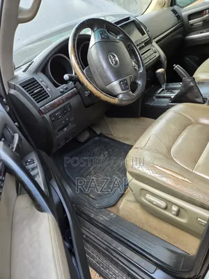 Toyota Land Cruiser 2013 Black