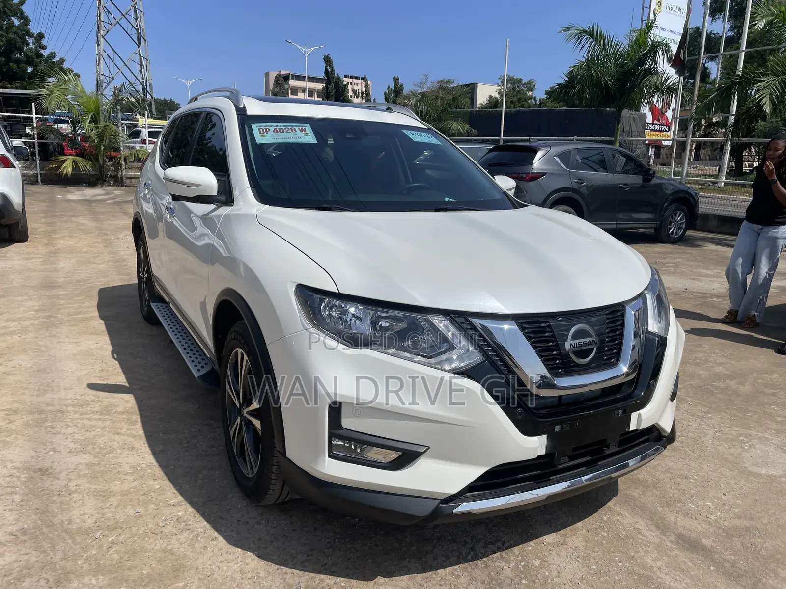 Nissan X-Trail 2.5 Petrol AWD 2019 White
