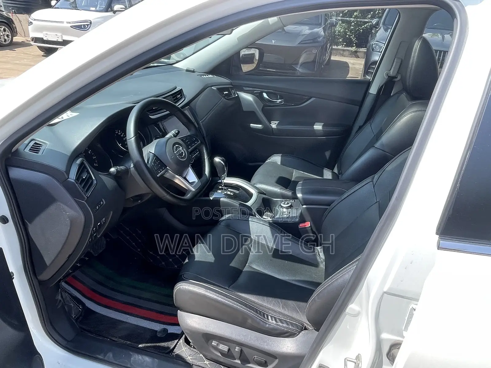 Nissan X-Trail 2.5 Petrol AWD 2019 White