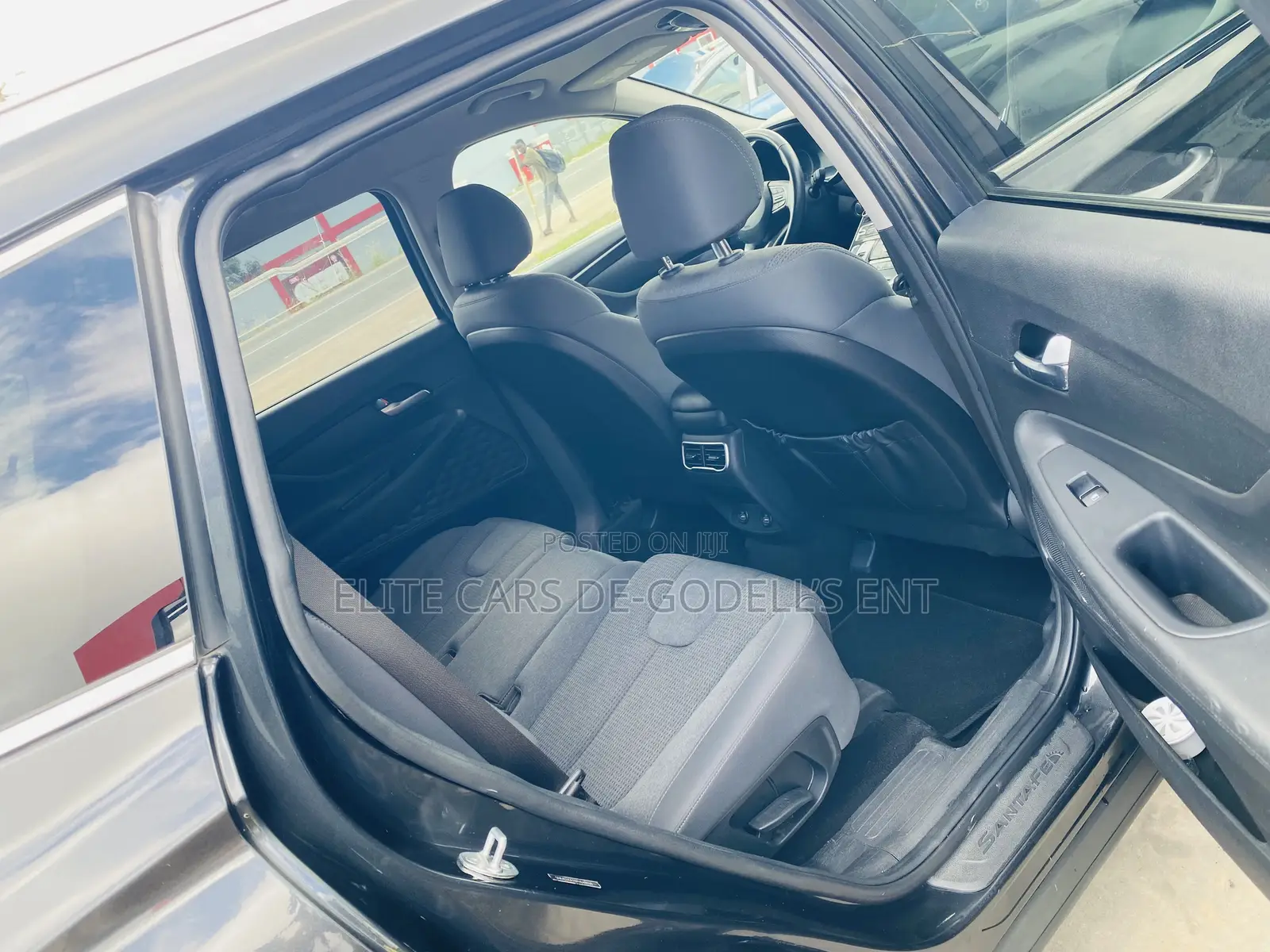 Hyundai Santa Fe SE 2023 Gray