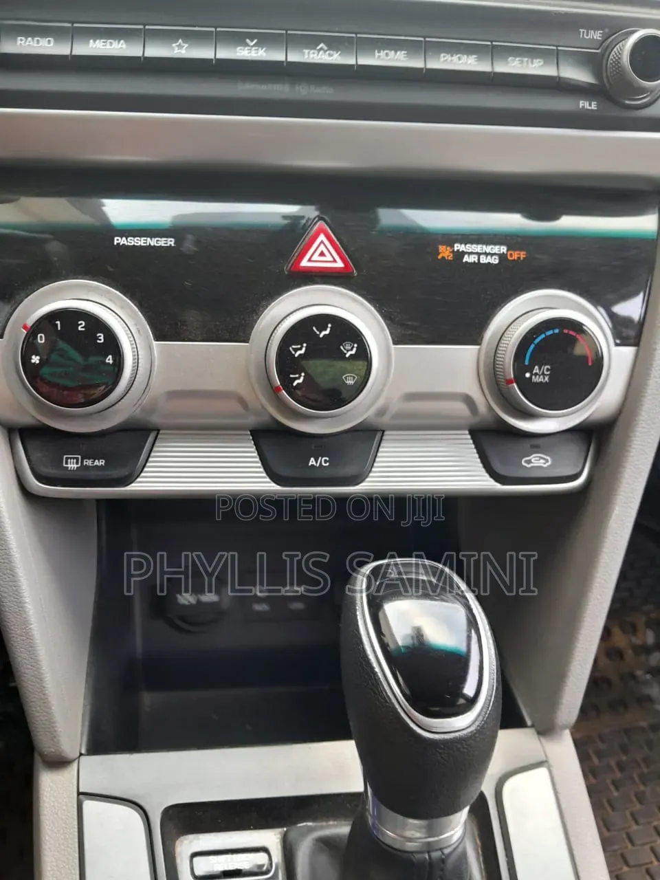 Hyundai Elantra SE 2019 Gray