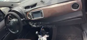 Toyota Vitz 2012 Brown