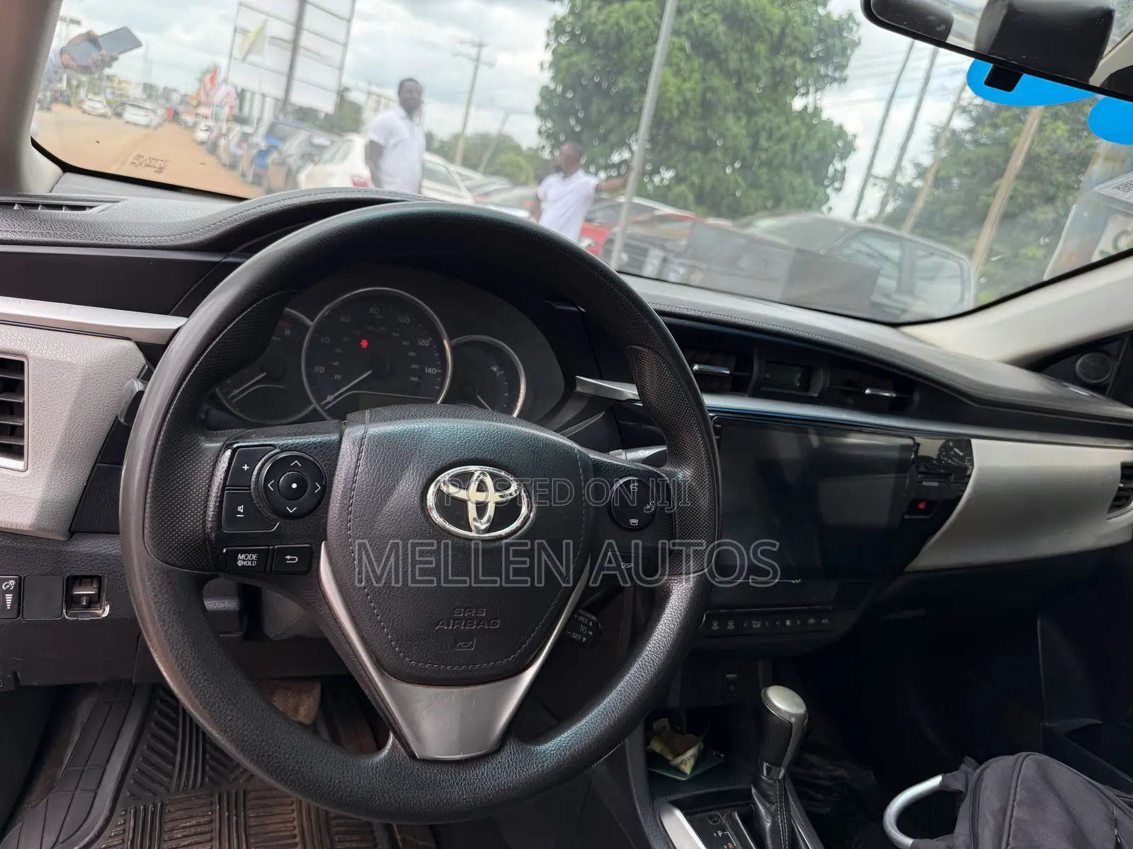 Toyota Corolla L 4dr Sedan (1.8L 4cyl 4A) 2015 Silver