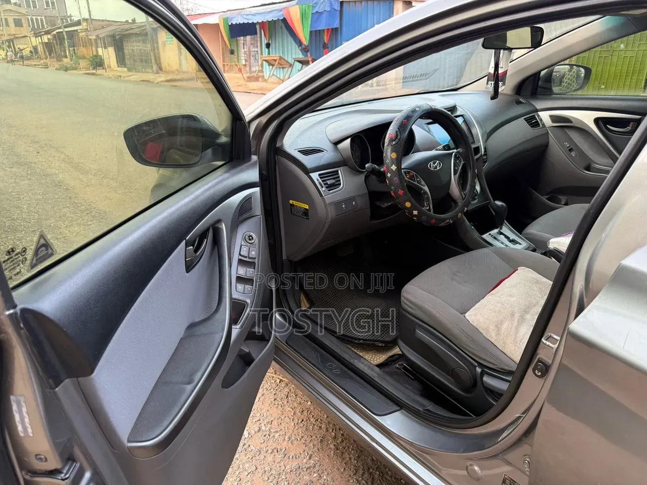 Hyundai Elantra 2012 Gray
