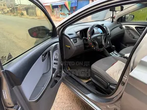Hyundai Elantra 2012 Gray