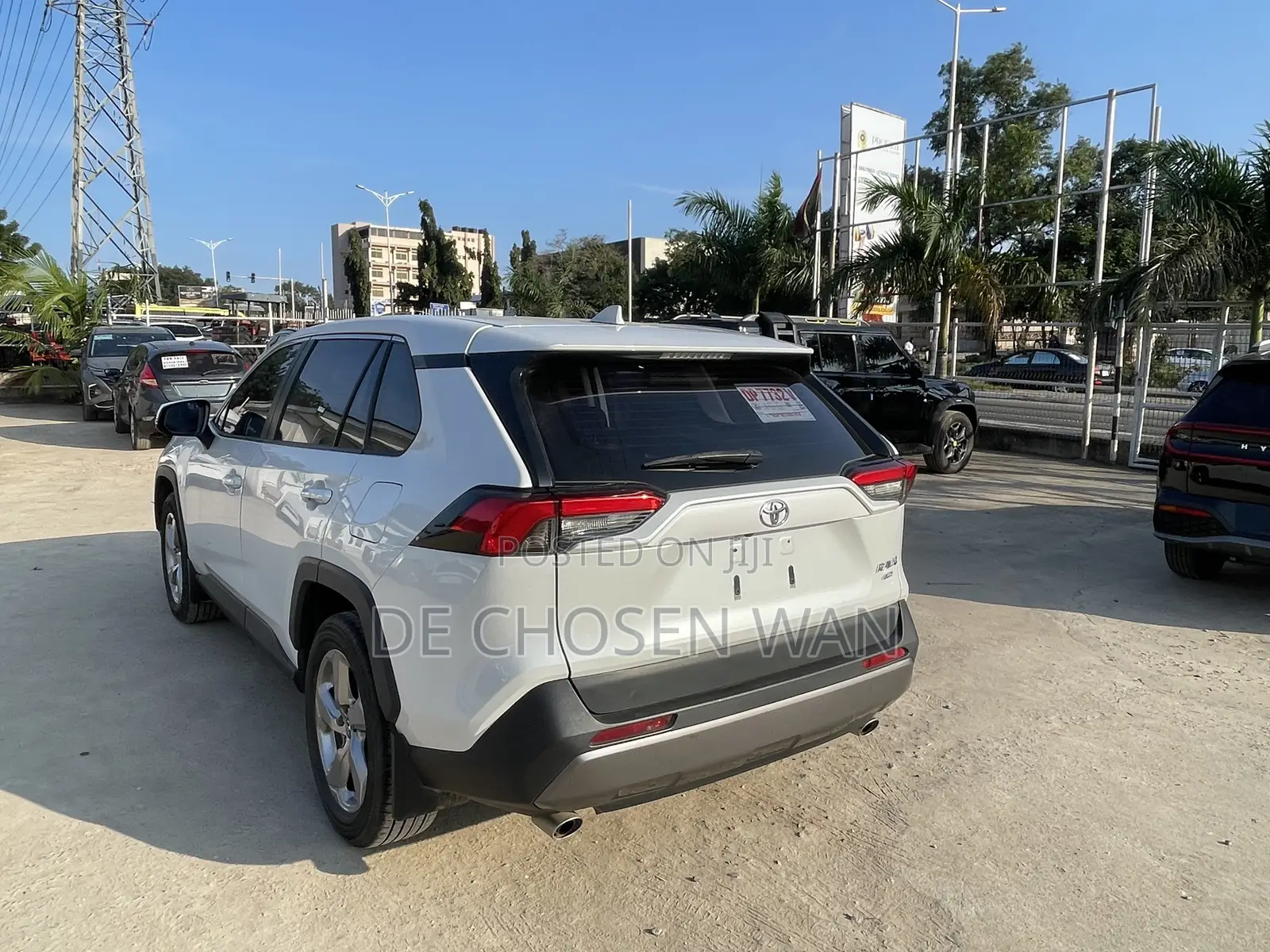 Toyota RAV4 Adventure 2022 White