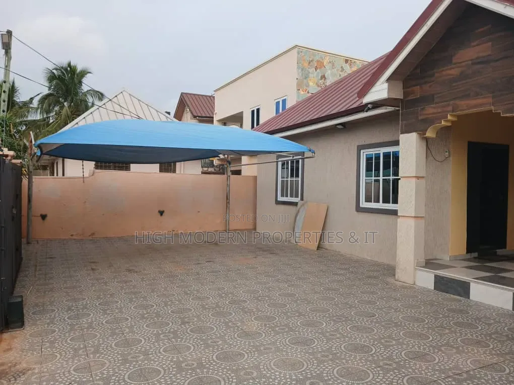 3bdrm House in Lashibi, Teshie for rent