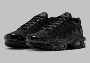 Black TN Sneakers