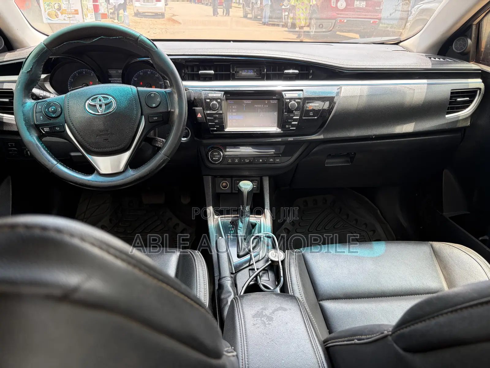 Toyota Corolla S 4dr Sedan (1.8L 4cyl CVT) 2015 Silver