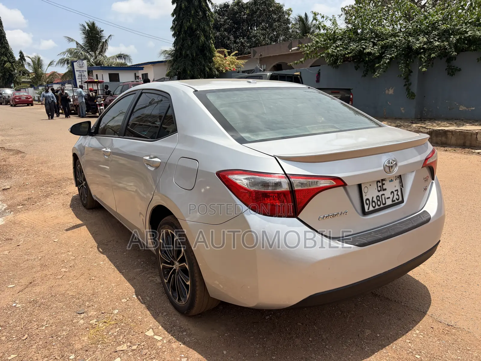 Toyota Corolla S 4dr Sedan (1.8L 4cyl CVT) 2015 Silver