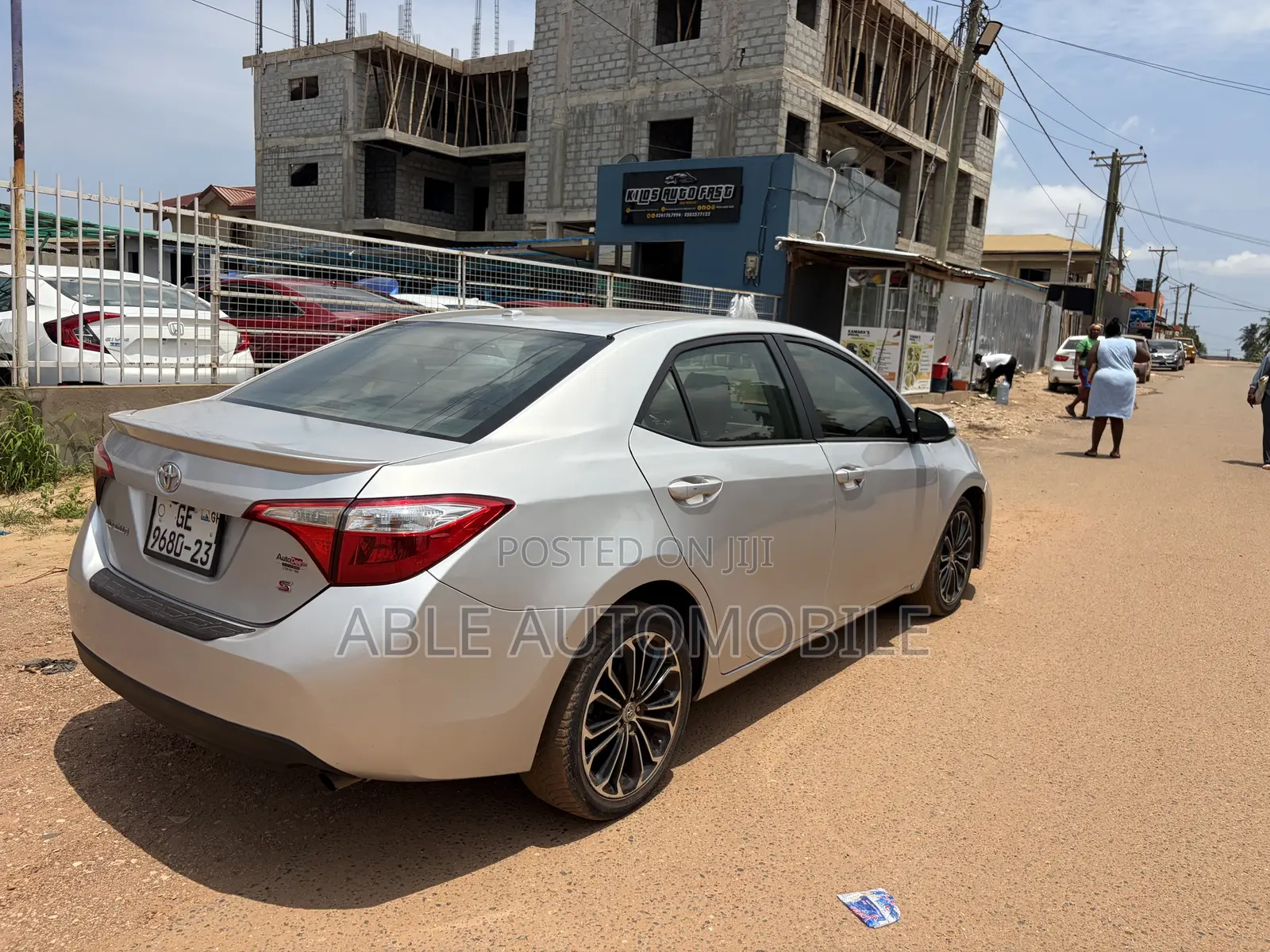 Toyota Corolla S 4dr Sedan (1.8L 4cyl CVT) 2015 Silver