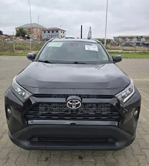 Toyota RAV4 LE AWD 2020 Black