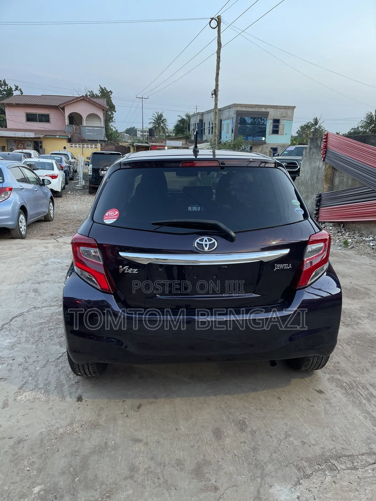 Toyota Vitz 1.0 FWD 5dr 2015 Black