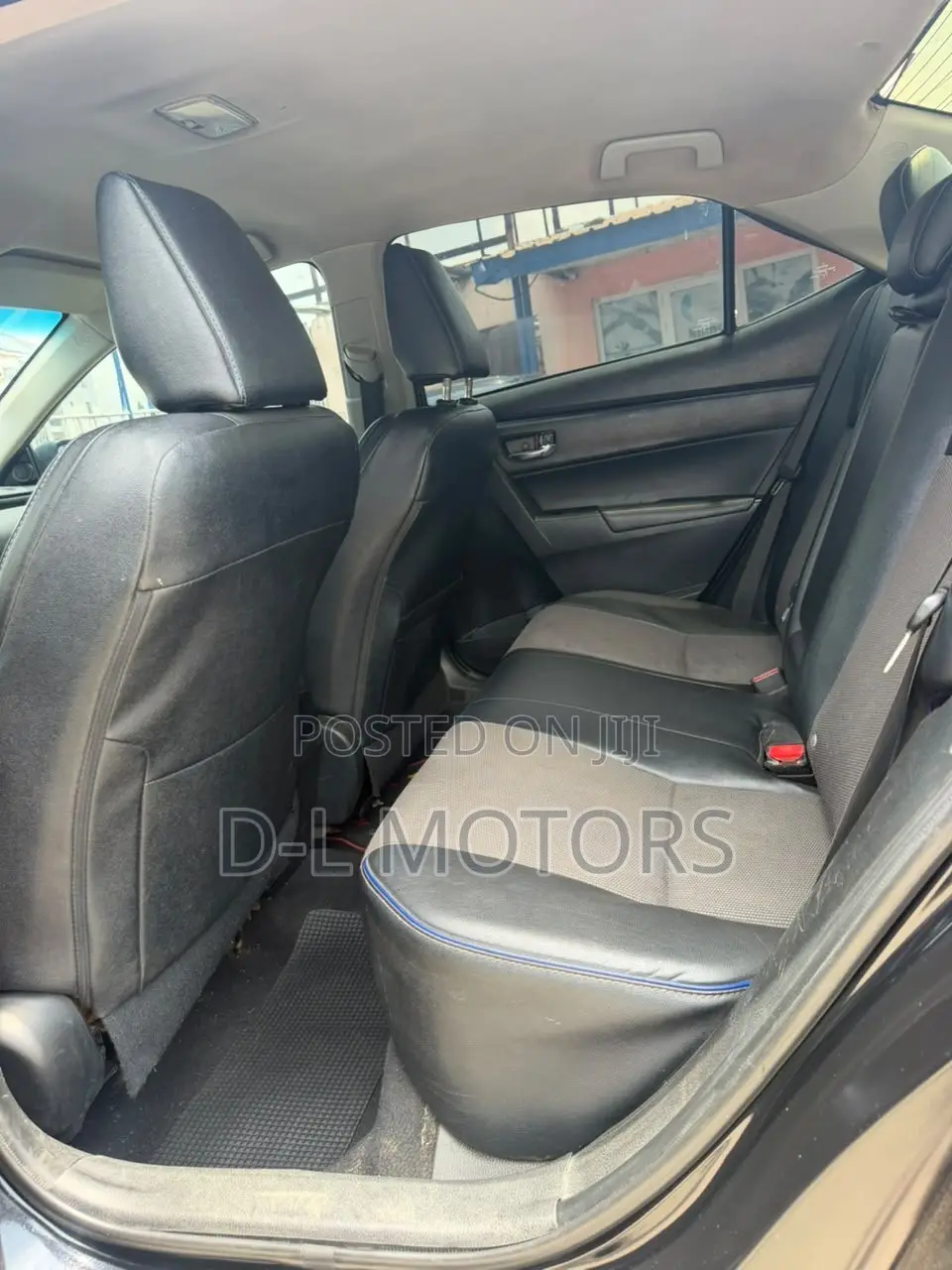 Toyota Corolla SE 4dr Sedan (1.8L 4cyl CVT) 2017 Black