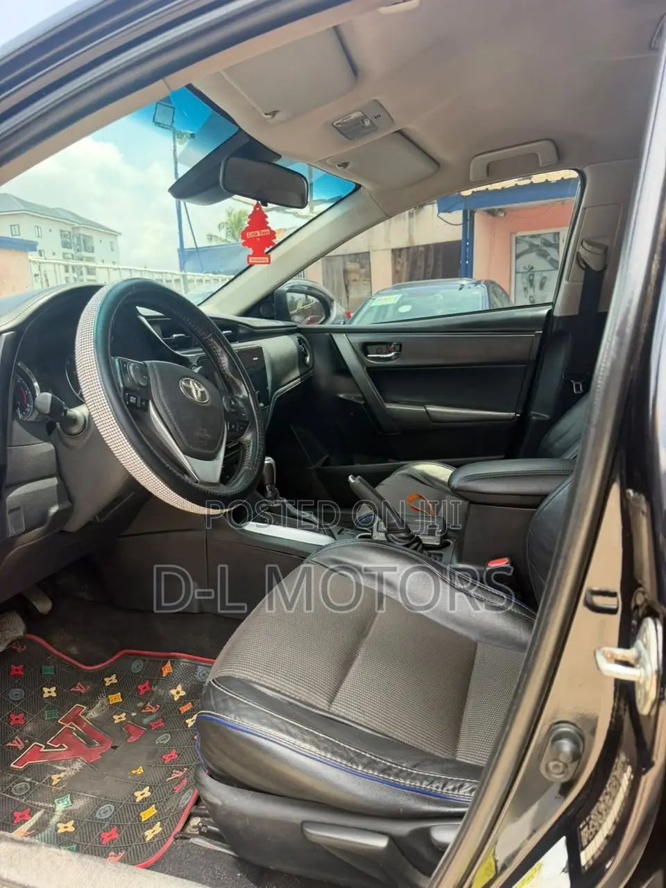 Toyota Corolla SE 4dr Sedan (1.8L 4cyl CVT) 2017 Black