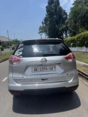 Nissan Rogue SV 4dr SUV AWD (2.5L 4cyl CVT) 2015 Silver