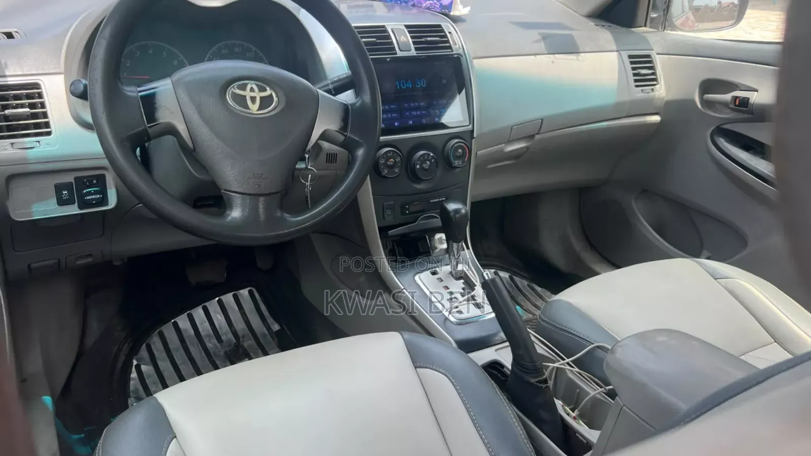 Toyota Corolla 2010 Red